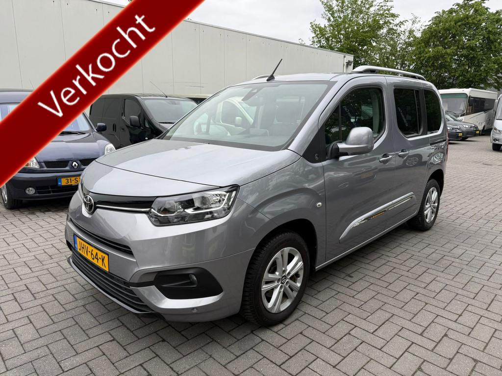 Toyota ProAce CITY Verso L1 - Rolstoelauto 4+1 - Alle Opties - Bodemverlaging - 1e Eigenaar - Rolstoelvervoer 47785516-0.jpg | All Selection Cars