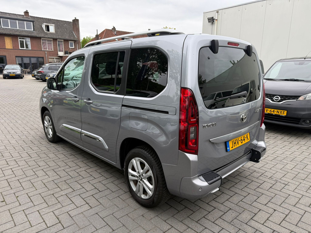 Toyota ProAce CITY Verso L1 - Rolstoelauto 4+1 - Alle Opties - Bodemverlaging - 1e Eigenaar - Rolstoelvervoer 47785516-4.jpg | All Selection Cars