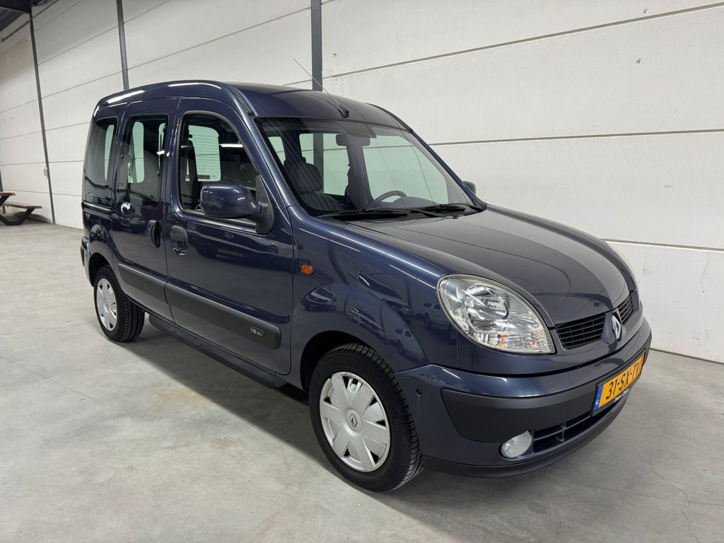 Renault Kangoo 1.6-16V Privilège (Automaat) Rolstoelauto (uniek) Rolstoel voorin - Rolstoelvervoer 51908646-12.jpg | All Selection Cars