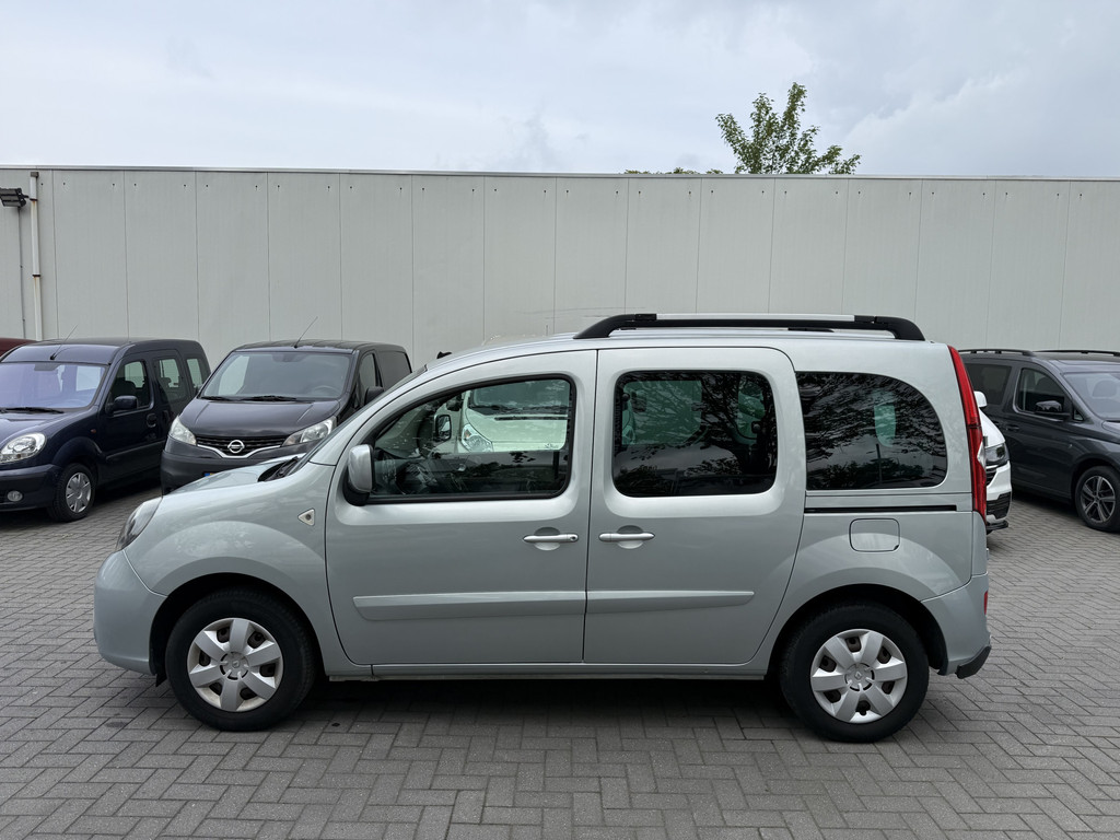 Renault Kangoo 1.6-16V Privilège Rolstoelauto Automaat - Knielsysteem - Bodemverlaging - Luchtvering - 1e Eigenaar 52409362-1.jpg | All Selection Cars