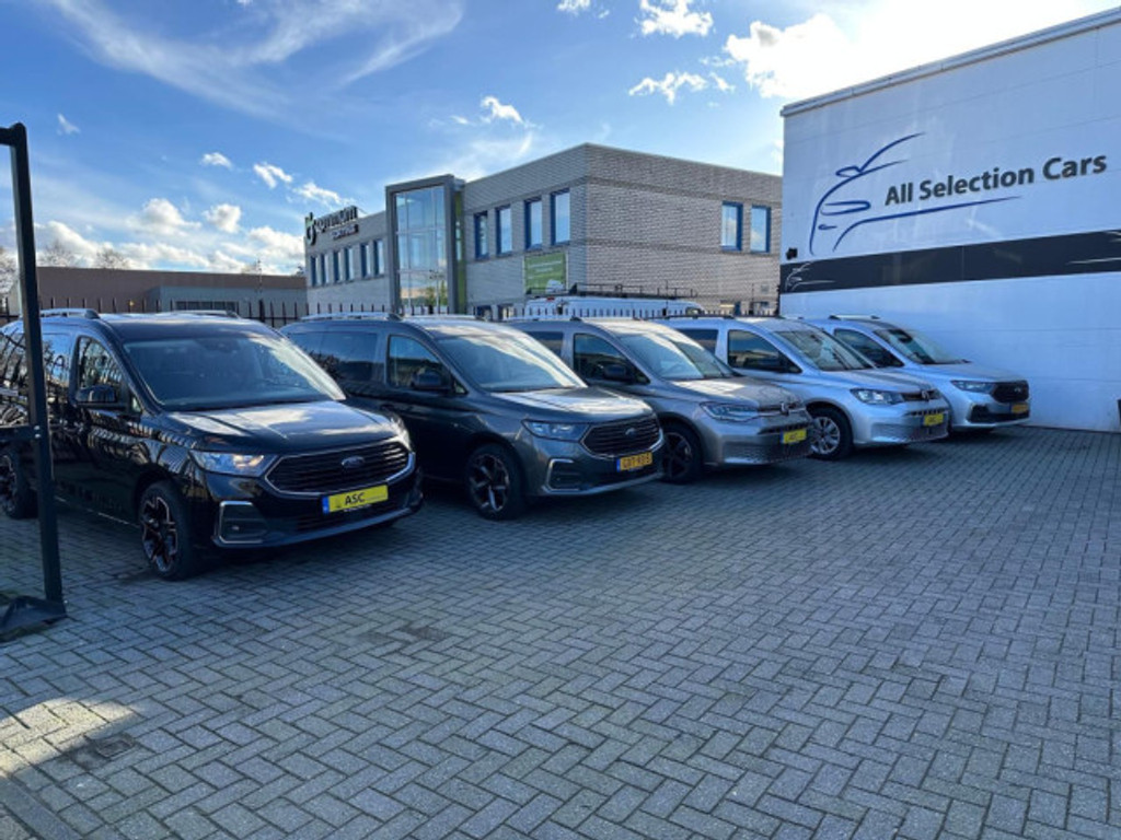Volkswagen Caddy 1.5 TSI Rolstoelauto L1 Automaat 3+1 of 5+0 - Alle opties - Bodemverlaging - Rolstoelvervoer 52412035-4.jpg | All Selection Cars