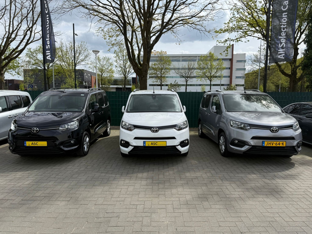 Toyota ProAce CITY Verso L1 - Automaat 4+1 - Rolstoelauto - Alle opties - Bodemverlaging TRIPOD + Lier - 1e Eigenaar - Rolstoelvervoer 52882092-1.jpg | All Selection Cars