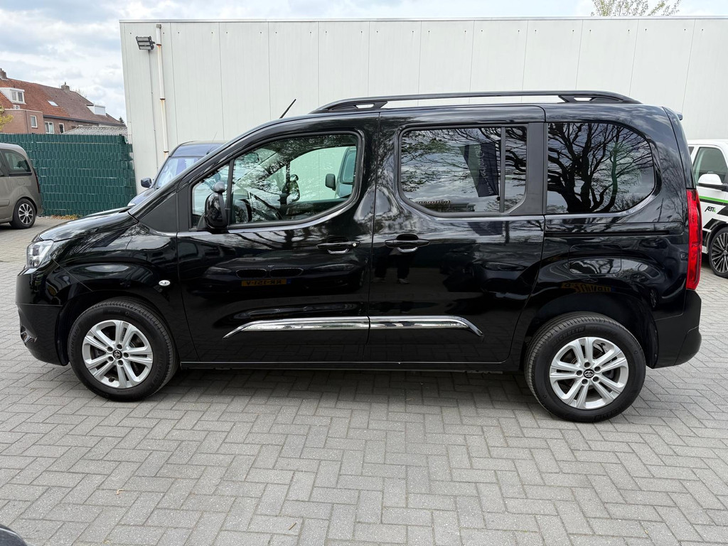 Toyota ProAce CITY Verso L1 - Automaat 4+1 - Rolstoelauto - Alle opties - Bodemverlaging TRIPOD + Lier - 1e Eigenaar - Rolstoelvervoer 52882092-4.jpg | All Selection Cars
