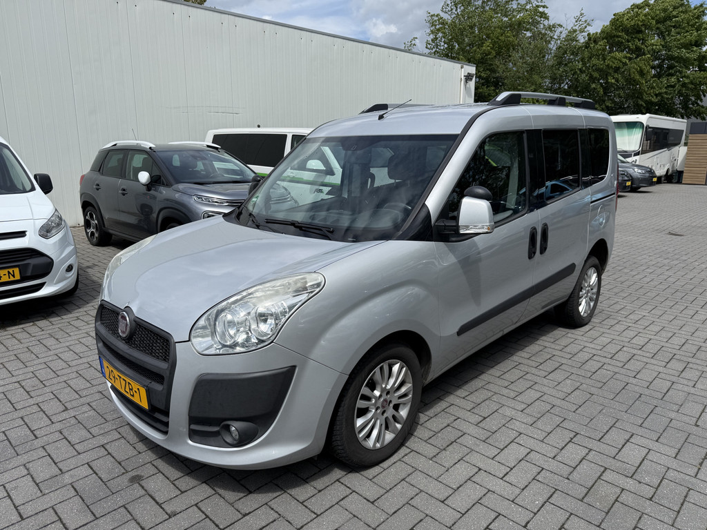 Fiat Doblò 1.4 T-Jet 120pk Rolstoelauto 3+1 - XXL Freedom Bodemverlaging (160 Cm Binnen hoogte) - Rolstoelvervoer 54019785-0.jpg | All Selection Cars