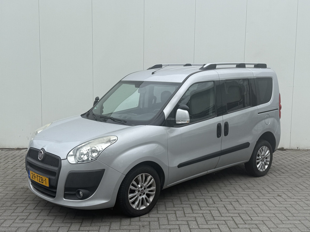 Fiat Doblò 1.4 T-Jet 120pk Rolstoelauto 3+1 - XXL Freedom Bodemverlaging (160 Cm Binnen hoogte) - Rolstoelvervoer 54019785-0.jpg | All Selection Cars