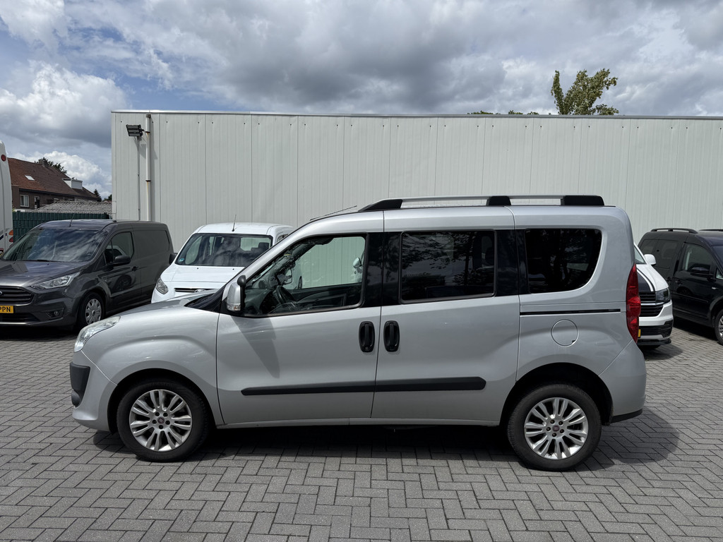 Fiat Doblò 1.4 T-Jet 120pk Rolstoelauto 3+1 - XXL Freedom Bodemverlaging (160 Cm Binnen hoogte) - Rolstoelvervoer 54019785-2.jpg | All Selection Cars