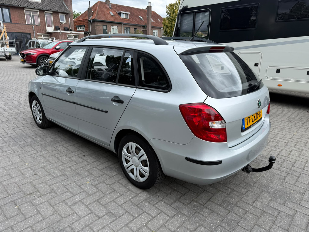 Škoda Fabia Combi 1.2 TSI Arctic - AIRCO - ELEKT/PAKKET - VOLLEDIG ONDERHOUDEN - ZEER MOOI 55351404-2.jpg | All Selection Cars