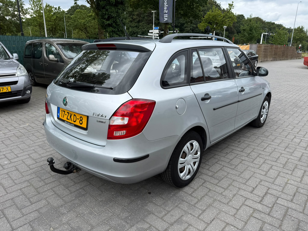 Škoda Fabia Combi 1.2 TSI Arctic - AIRCO - ELEKT/PAKKET - VOLLEDIG ONDERHOUDEN - ZEER MOOI 55351404-4.jpg | All Selection Cars