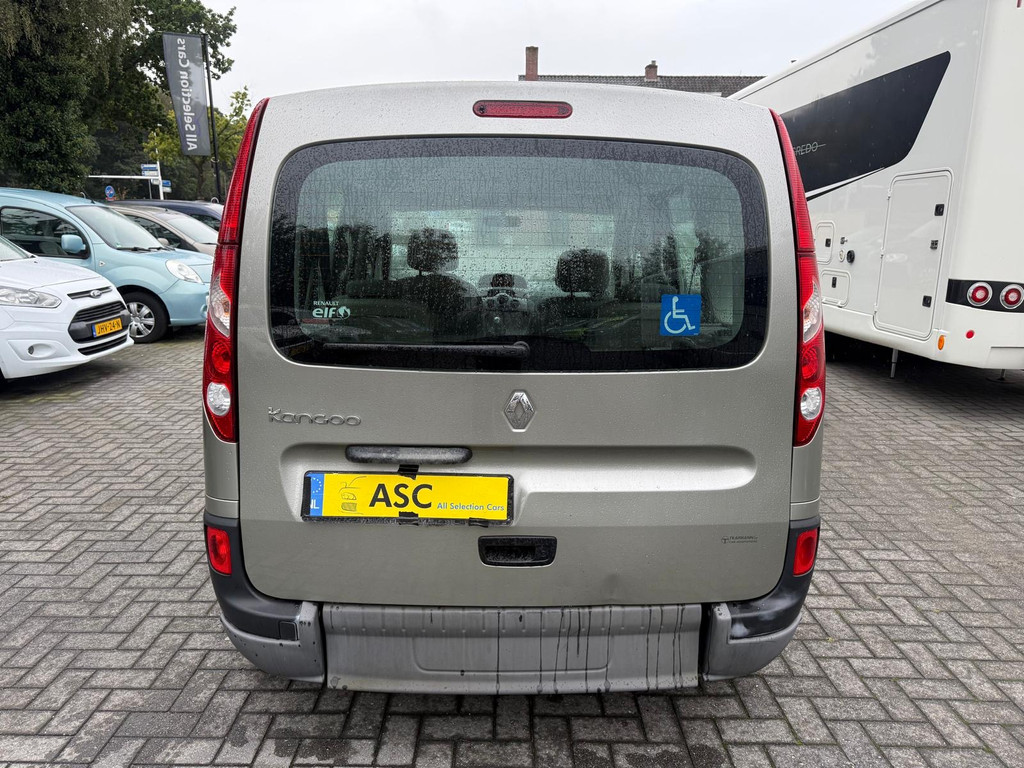 Renault Kangoo 1.6-16V Rolstoelauto 4+1 - Bodemverlaging + Lier - Slechts 44.000 km !! - Rolstoelvervoer - 1e Eigenaar 56463797-3.jpg | All Selection Cars