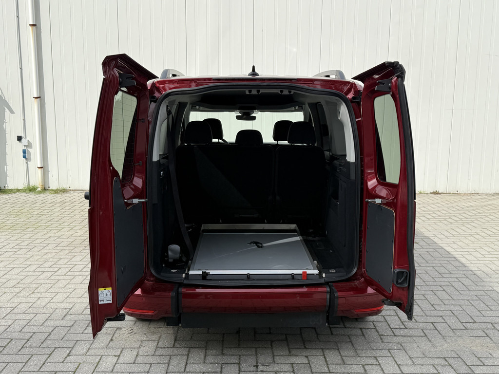 Volkswagen Caddy Maxi 1.5 TSI Rolstoelauto 5+1 - Bodemverlaging - Slechts 8.900 km !! - 1e Eigenaar - Nieuwstaat !! 56765340-4.jpg | All Selection Cars